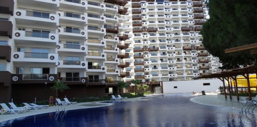 Wohnung  in Tomuk, Mersin, Türkei Nr. 180156