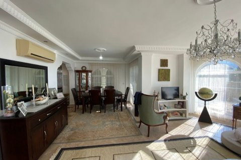 4+1 Villa in Alanya, Antalya, Türkei Nr. 172037 - 3