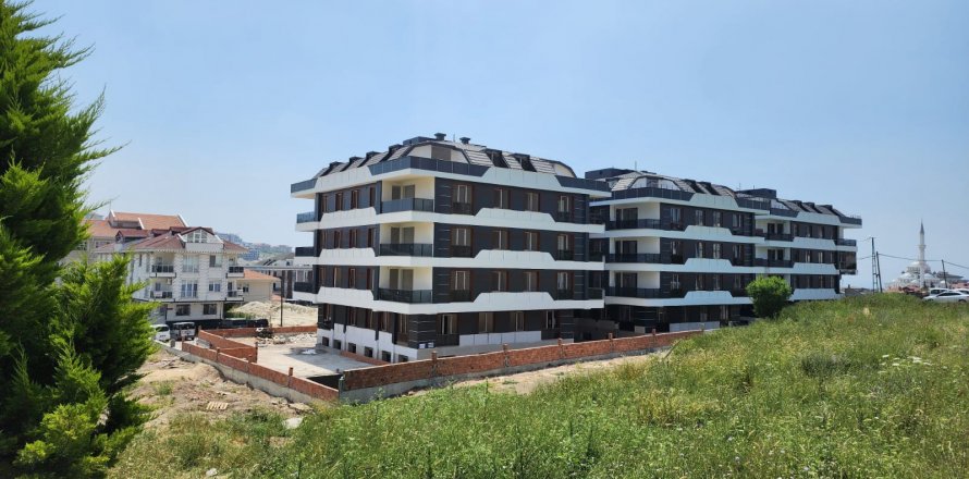 Daire 2+1 İstanbul, Türkiye №172355