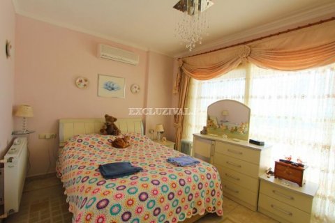3+1 Villa i Bodrum, Mugla, Turkiet Nr. 178599 - 11