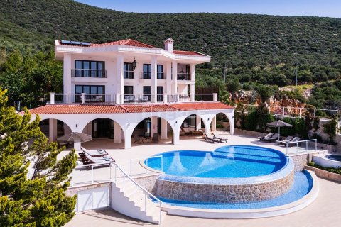 5+1 Villa  i Kas, Antalya, Turkiet Nr. 191279