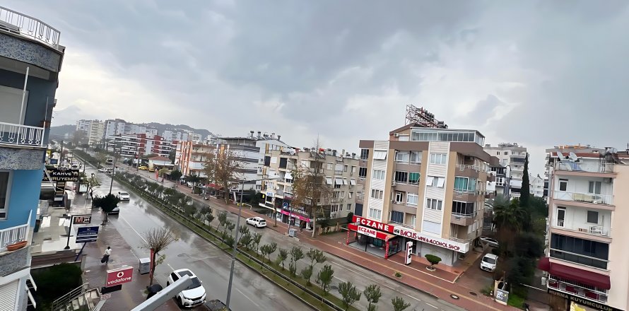آپارتمان در  Antalya ، ترکیه 2 خوابه ، 90 متر مربع.  شماره 170244