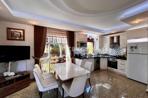 Продажа виллы  в Аланье, Анталье, Турция 3+1, 220м2, №176616 – фото 17