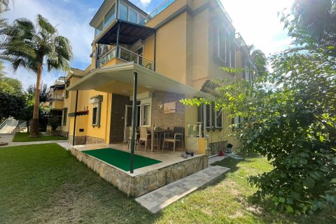 Villa  2+1  Alanya, Antalya, Türkiye №172030