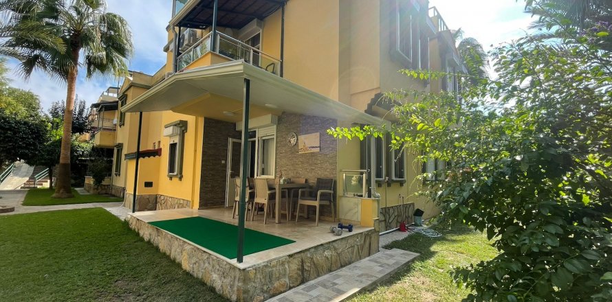 2+1 Villa in Alanya, Antalya, Turkey No. 172030