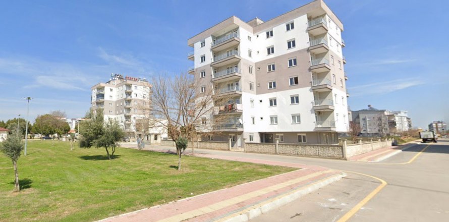2+1 Apartment  in Kepez, Antalya, Turkey No. 189138