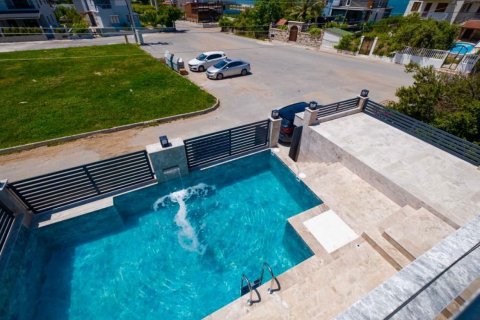 4+1 Villa  i Urla, Izmir, Turkiet Nr. 189322 - 14