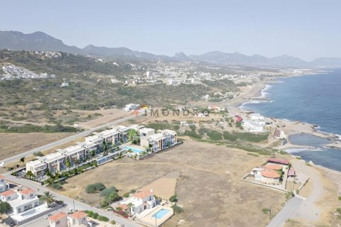 2+1 Leilighet i Esentepe, Girne, Nr. 166572 - 13
