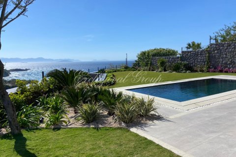 4+1 Villa  in Bodrum, Mugla, Turkey No. 179116