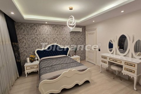 5+1 Wohnung in Mersin, Türkei Nr. 176941 - 7