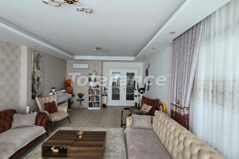 5+1 Wohnung in Mersin, Türkei Nr. 176941 - 5