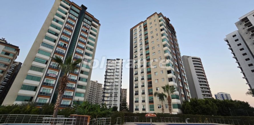 5+1 Wohnung in Mersin, Türkei Nr. 176941