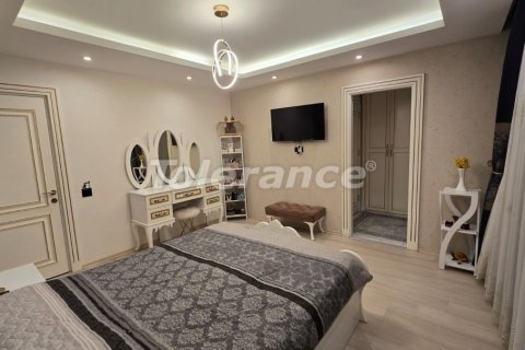 5+1 Wohnung in Mersin, Türkei Nr. 176941 - 6