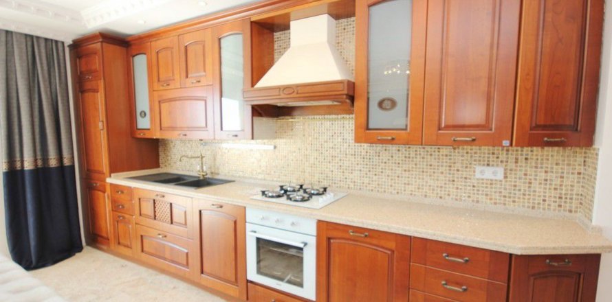2+1 Apartment  in Alanya, Antalya, Turkey No. 172067