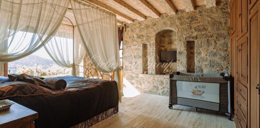 3+1 Villa  i Bodrum, Mugla, Tyrkia Nr. 179380