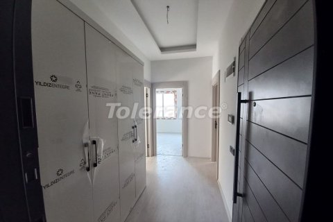 Продажа квартиры в Мерсине, Турция 2+1, 90м2, №184197 – фото 2