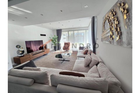 Villa  4+1  Girne,  №182483 - 8