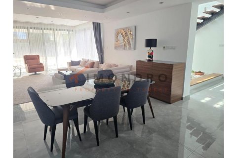 Villa  4+1  Girne,  №182483 - 9