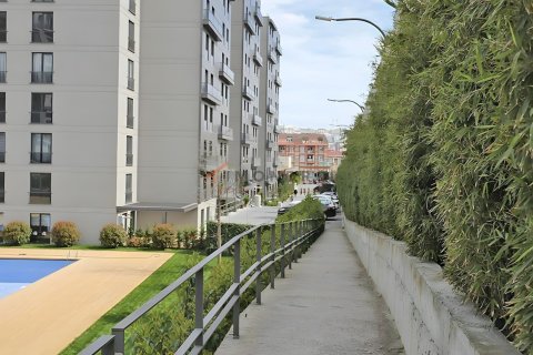 1+1 Wohnung in Esenyurt, Istanbul, Türkei Nr. 181848 - 30