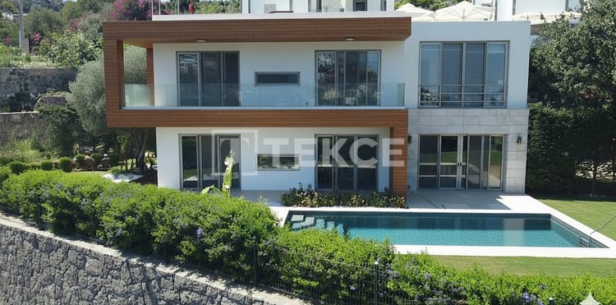 4+1 Villa  in Bodrum, Mugla, Turkey No. 206518