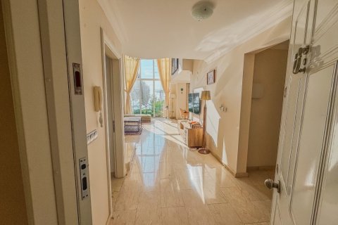 Villa for sale  in Alanya, Antalya, Turkey, 270m2, No. 206516 – photo 10