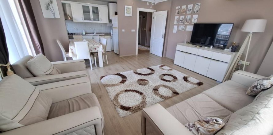 Apartment in Mahmutlar, Antalya, Turkey No. 206517