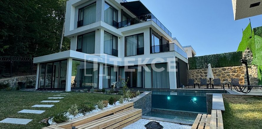 3+1 Villa  in Sapanca, Sakarya, Türkei Nr. 206681
