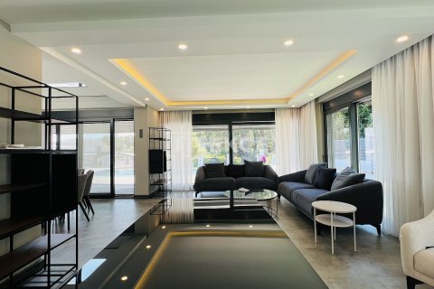 Villa for sale in Kemer, Antalya, Turkey, 4 bedrooms, 221m2, No. 162581 – photo 16