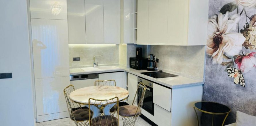 Apartment in Oba, Antalya, Turkey No. 206567