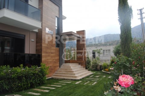 Продажа виллы  в Дёшемеалты, Анталье, Турция 6 комн., 300м2, №163610 – фото 6