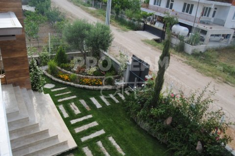 Продажа виллы  в Дёшемеалты, Анталье, Турция 6 комн., 300м2, №163610 – фото 16