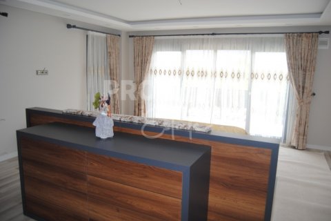 Продажа виллы  в Дёшемеалты, Анталье, Турция 6 комн., 300м2, №163610 – фото 13