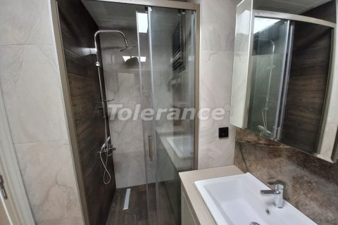 Продажа квартиры  в Мерсине, Турция 1+1, 70м2, №179610 – фото 10