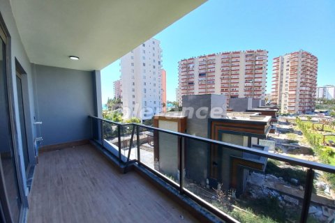 Продажа квартиры  в Мерсине, Турция 1+1, 70м2, №179610 – фото 20