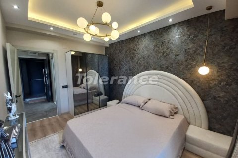Продажа квартиры  в Мерсине, Турция 1+1, 70м2, №179610 – фото 9