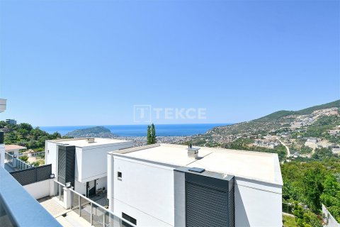 3+1 Villa  i Alanya, Antalya, Tyrkiet Nr. 176122 - 23