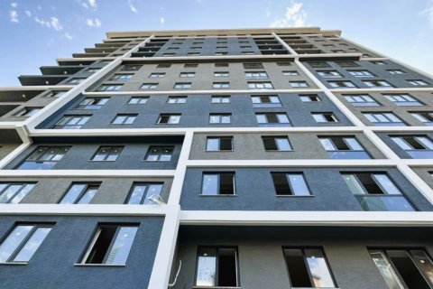 2+1 Apartment  in Istanbul, Turkey No. 172444