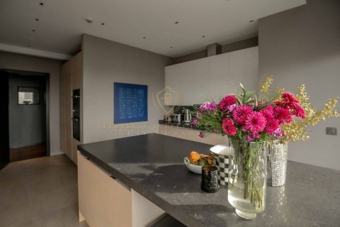 3+1 Lägenhet  i Besiktas, Istanbul, istanbul, Turkiet Nr. 178405