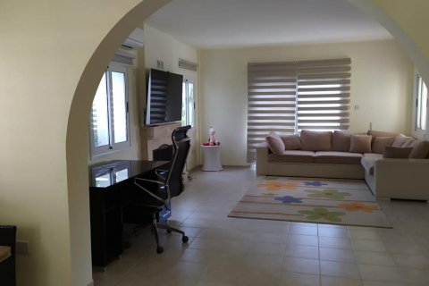Продажа виллы  в Фамагусте, Северный Кипр 3+1, 224м2, №191058 – фото 8