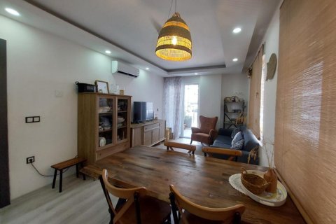 Daire   Mahmutlar, Antalya, Türkiye №183572