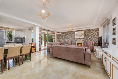 Villa for sale in Alanya, Antalya, Turkey, 3 bedrooms, 185m2, No. 173302 – photo 2