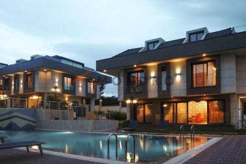 6+1 Villa  i Beylikduezue, Istanbul, Tyrkia Nr. 184087