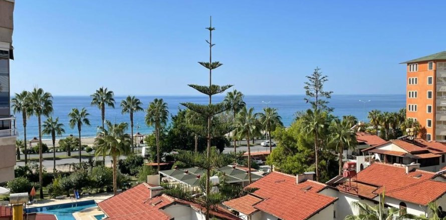 Apartment  in Mahmutlar, Antalya, Turkey No. 194265