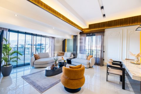 Takvåning  i Oba, Antalya, Turkiet Nr. 176061