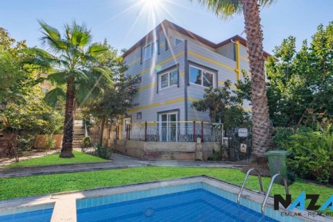 9+2 Wohnung in Kestel, Schleimbeutel, Türkei Nr. 160164 - 2