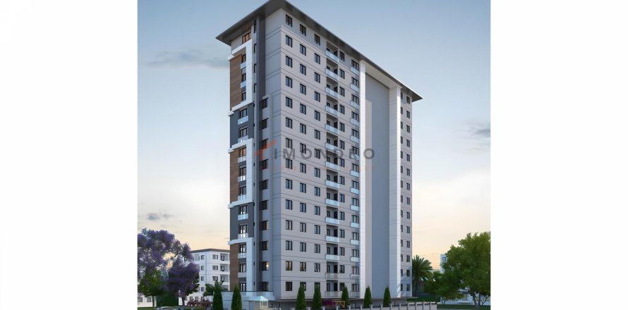 1+1 Apartment  in Küçükçekmece, Istanbul, Turkey No. 194159