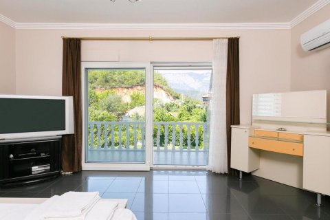 5+1 Villa  i Camyuva, Antalya, Tyrkia Nr. 194369 - 47