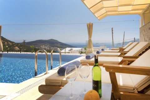 2+1 Villa  i Kalkan, Antalya, Turkiet Nr. 178677