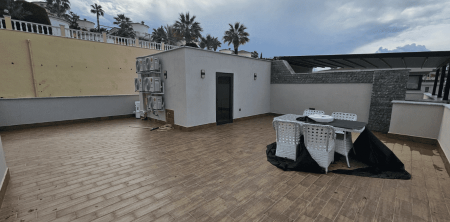 Villa 4+1 Alanya, Antalya, Türkiye №170172