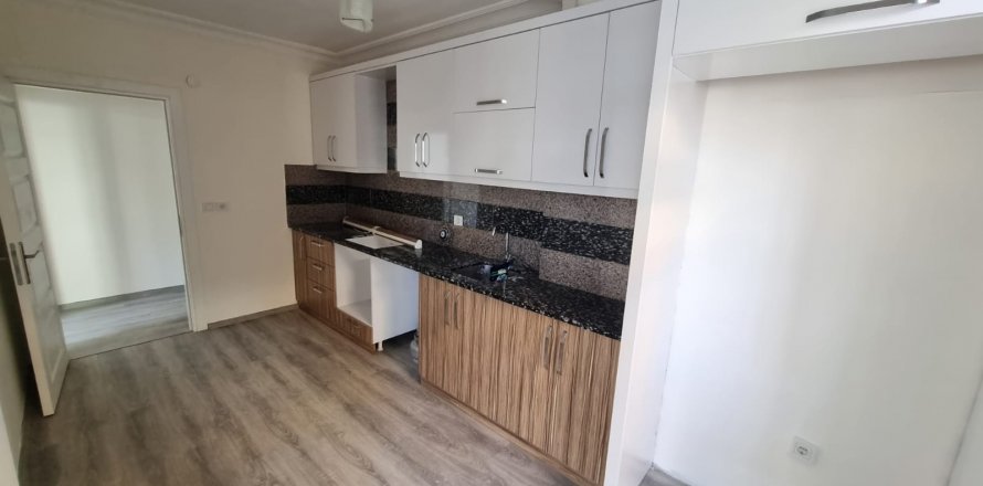 2+1 Apartment in Alanya, Antalya, Turkey No. 172048